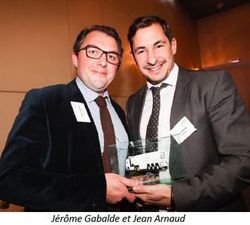 Jérôme Gabalde et Jean Arnaud avec le prix du meilleur fournisseur de service IT 2014 remis par Saint Gobain Glass Logistics à Transporeon