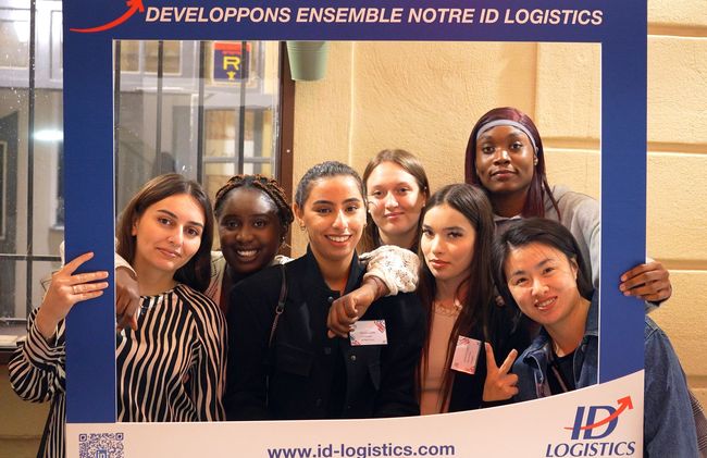 ID Logistics annonce pour 2024 un important plan de recrutement de 800 nouveaux collaborateurs en France.<br>
Crdit photo : ID Logistics