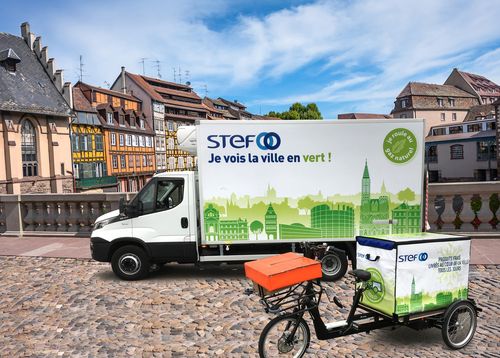 Au cours du 2ème semestre 2018, le Groupe STEF proposera également, en partenariat avec un spécialiste du secteur, une offre de livraison de produits alimentaires frais (+2°C / +4°C) via un triporteur à assistance électrique équipé d’une caisse isotherme. 