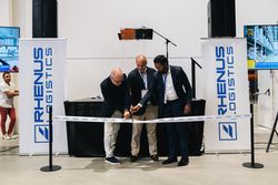 Près de Lyon, Rhenus inaugure un entrepôt durable dédié à la logistique des produits de santé