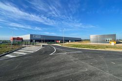 ID Logistics inaugure le nouveau site d'AB InBev France, à Neuille-Pont-Pierre (37)