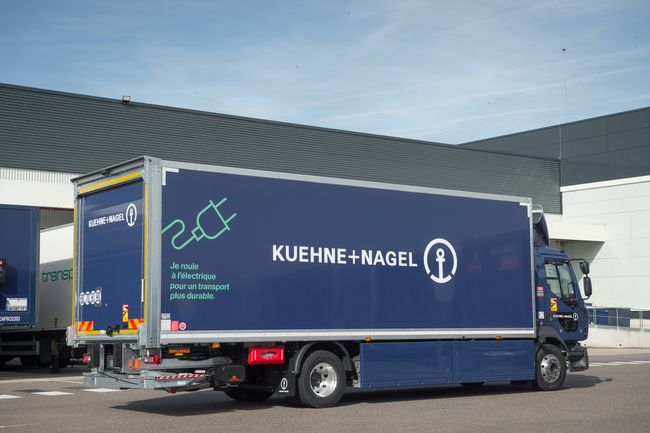 Les nouveaux véhicules seront répartis sur 42 agences dans toutes les régions de France avec 81 bornes de recharge. <br>Crédit photo : Kuehne+Nagel