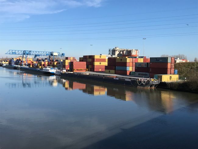 Vue du Escaut Valenciennes Terminal. <br>
                            Crédit photo : Contargo