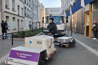 SCHENKER inaugure le premier centre de cyclo-logistique de messagerie à Paris